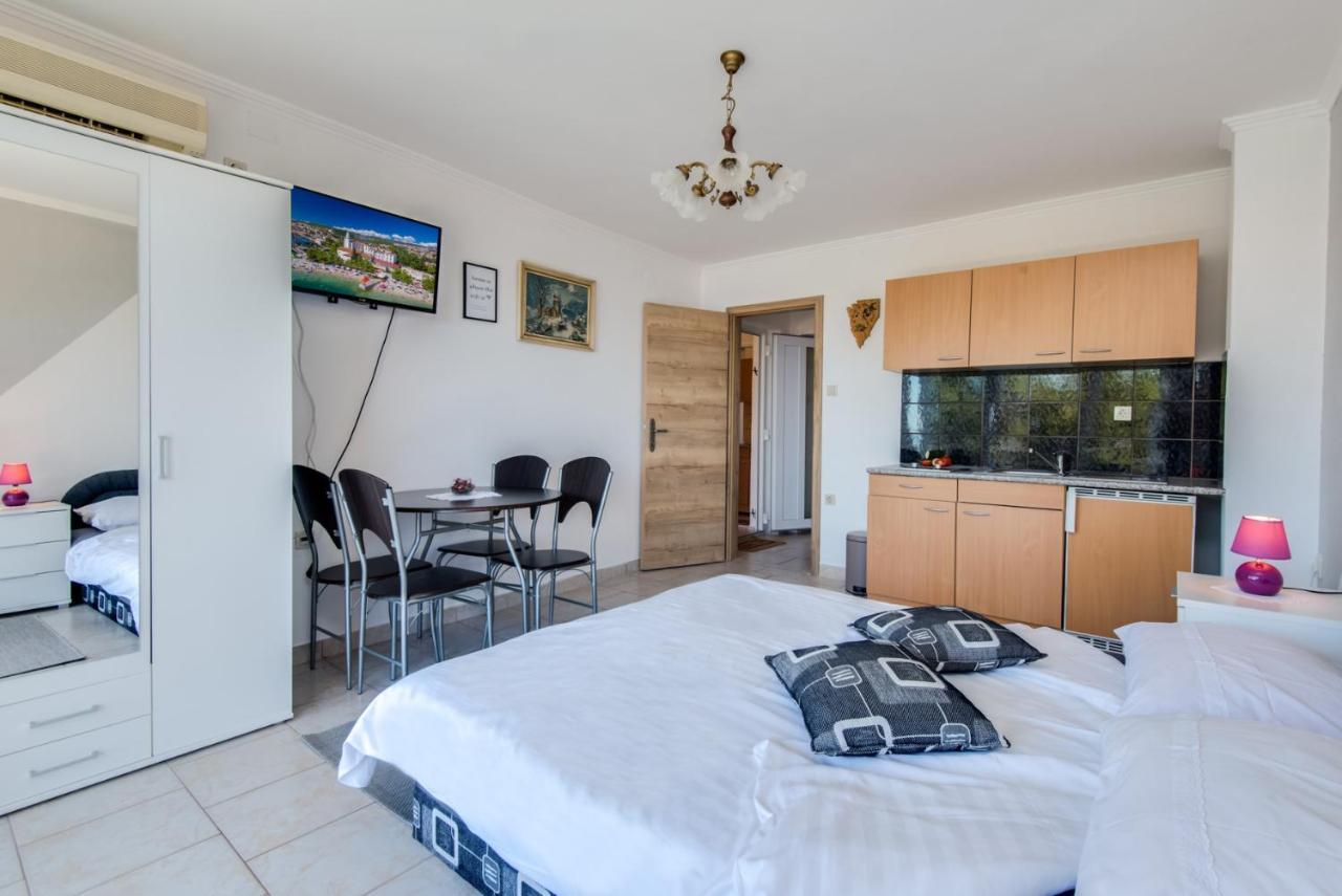 Villa House Goran Crikvenica Esterno foto